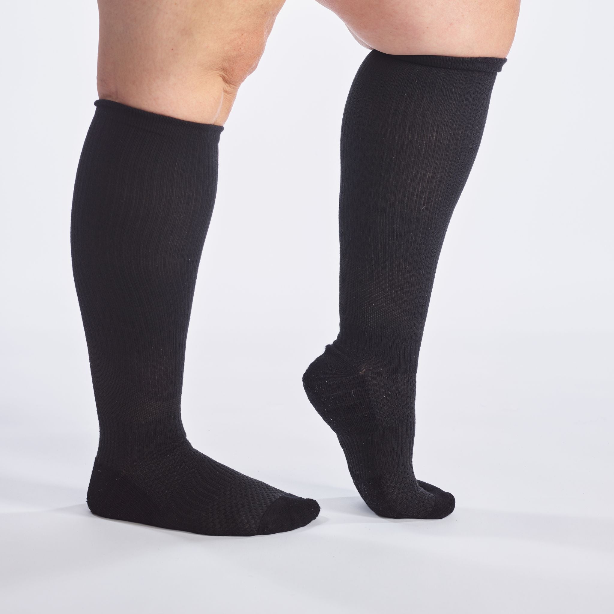 Leveät tukisukat 12–15 mmHg